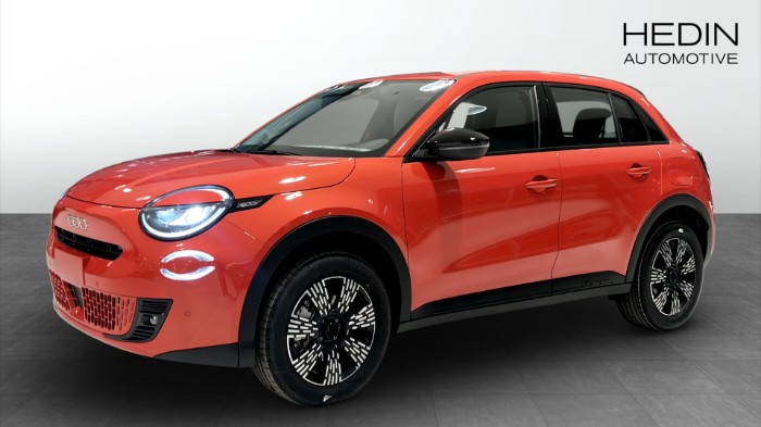 600 HEV ICON 1.2 110HK DCT6 FWD *0%RÄNTA & FRIA VINTERHJUL