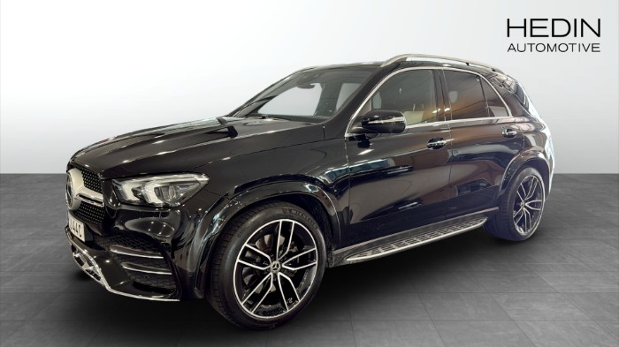 300 d 4MATIC 9G-Tronic AMG Line / Panorama / 22" ALU
