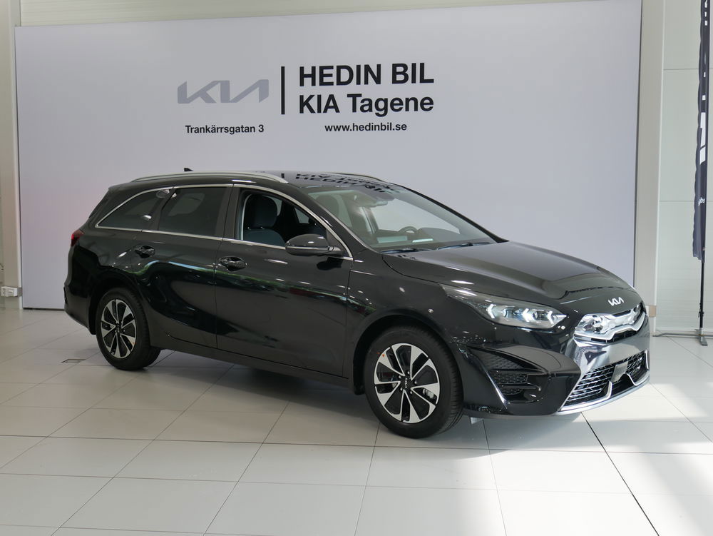 Kia Ceed SW Plug-In Hybrid 2024 Laddhybrid | Hedin Bil