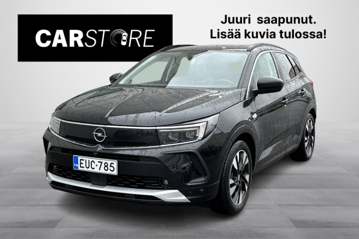 Executive 300 PHEV AWD A8 // Night Vision / Vetokoukku / Pixel LED / 360° kamera / Adapt. vakkari!