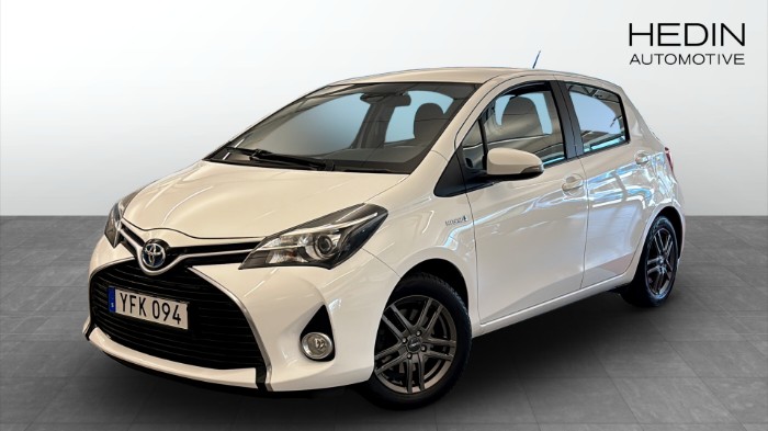 YARIS HYBRID Back-Kamera 75HK VINTERHJUL
