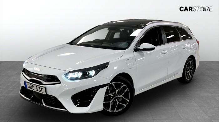 SW PHEV ADVANCE PLUS 2 PANO 141HK KAMERA