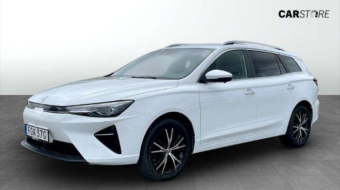 Luxury, Long Range, 61.1 kWh, 2022, Navi