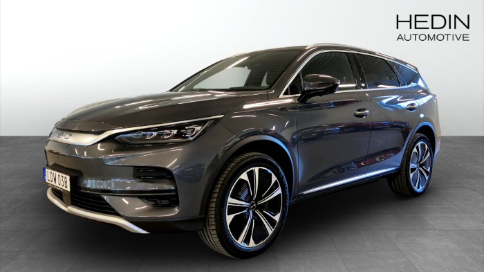 TANG FLAGSHIP EV - DEMOBIL