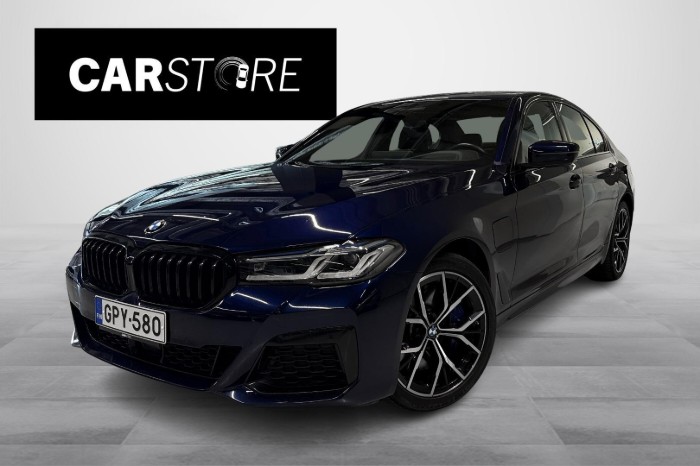 G30 Sedan 545e xDrive A Charged Edition M Sport // Ajoavustimet / Laser-valot / Nappanahat / H&K //