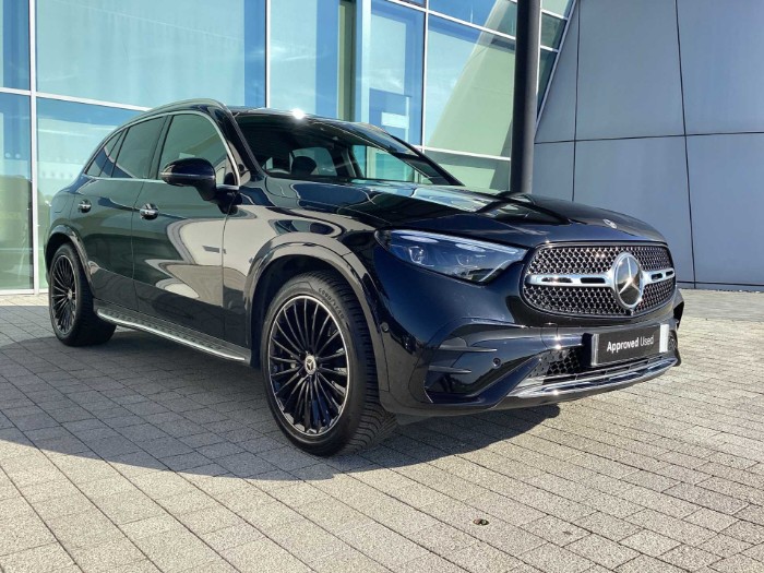 300d 4Matic AMG Line Premium + 5dr 9G-Tronic