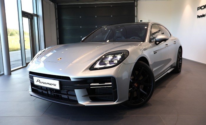 4S E-Hybrid 544HK